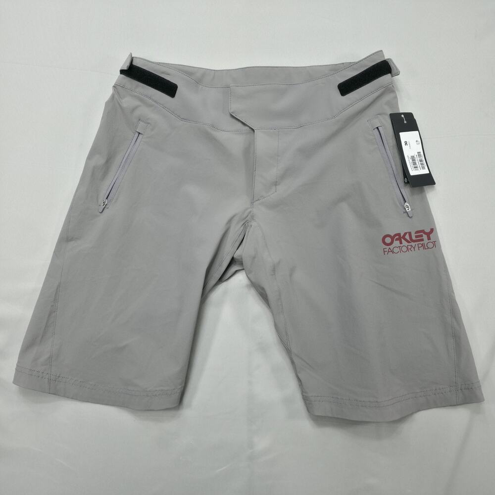 Oakley Mens Shorts 30 Factory Pilot Lite Regular Fit Stretch Performance